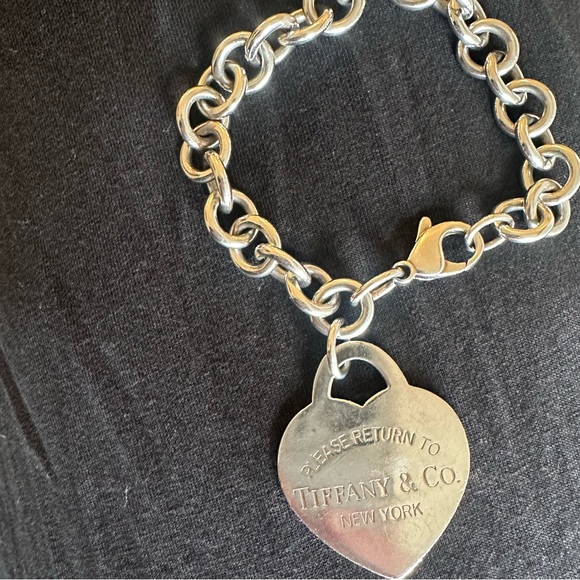 Tiffany & Co. Jewelry - Tiffany & Co. Return to Tiffany Large Heart Tag 7.5" Bracelet